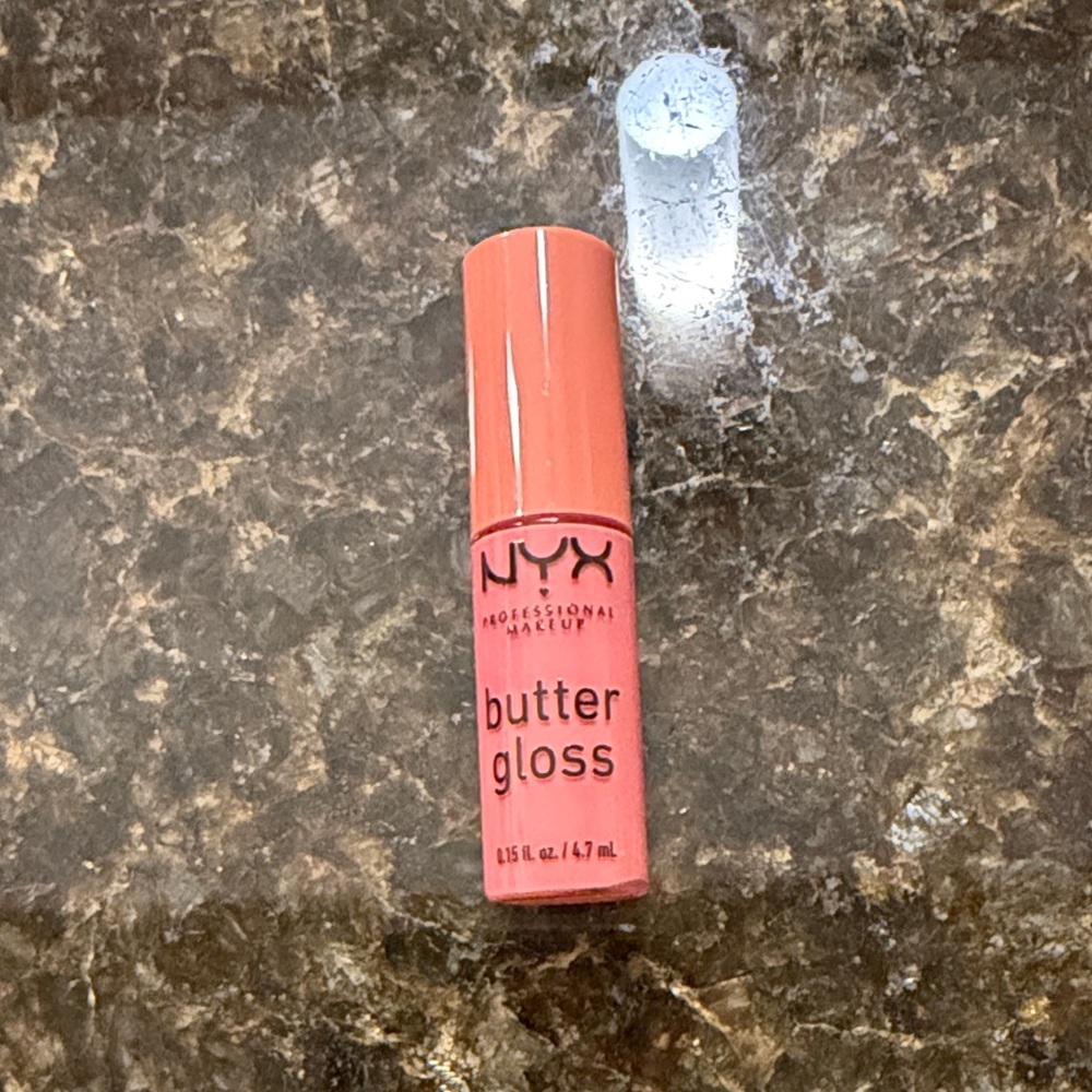 NYX Butter Gloss in Creme Brûlée .15 fl oz New